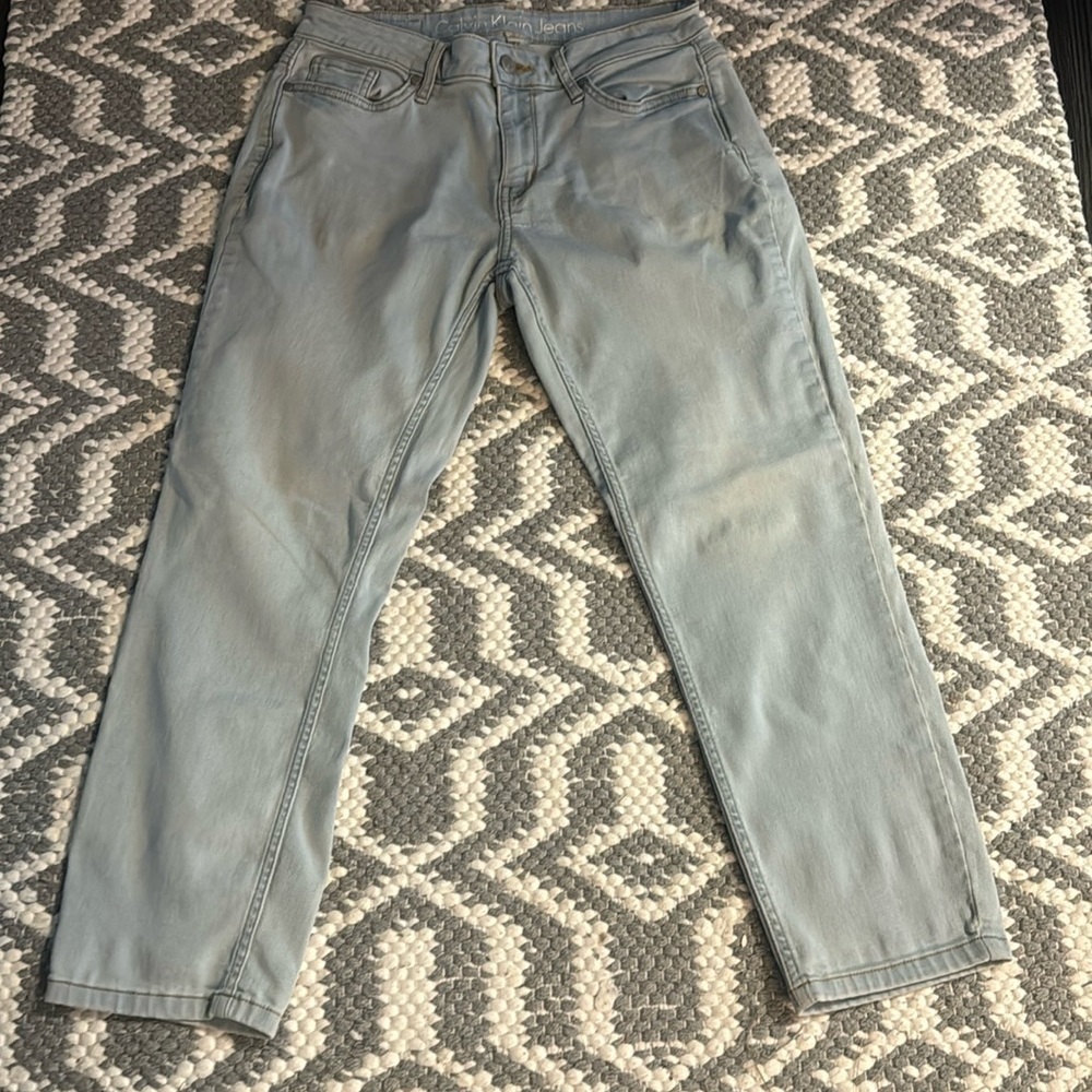 🍍CALVIN KLIEN CAPRI JEANS🍍sz 8🍍K-1